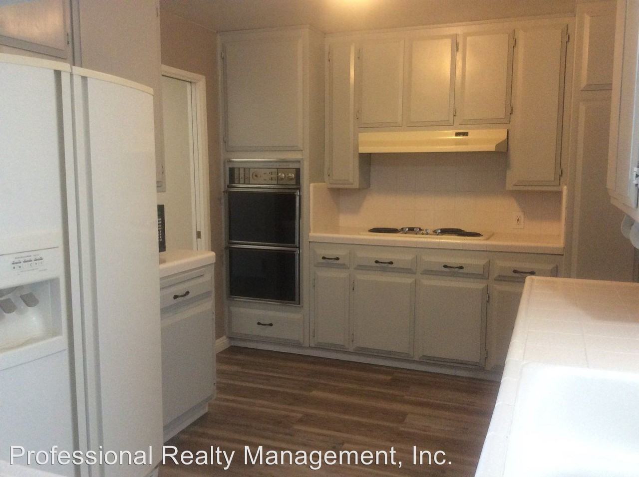 3201 Mulberry Drive - Photo 3 of 10