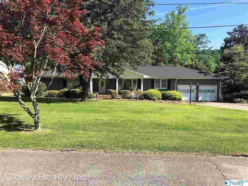 712 Brookmont - Photo 3 of 17