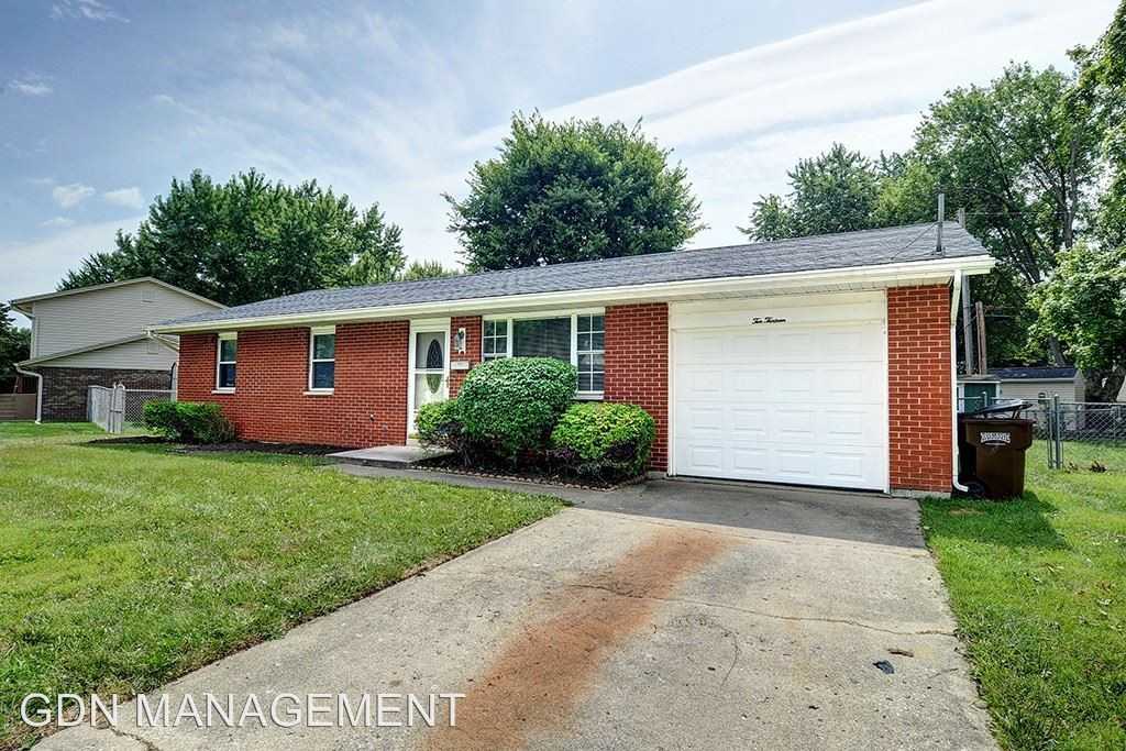 1013 Hamlet Drive - Photo 3 of 26