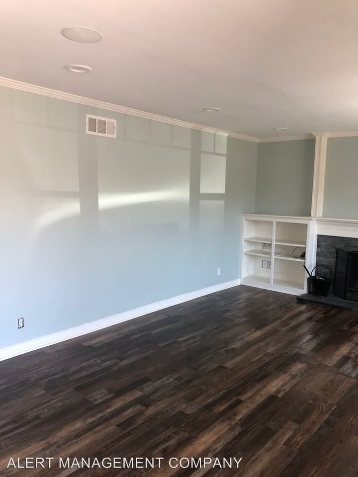 1311 Bluebell St - Photo 3 of 6