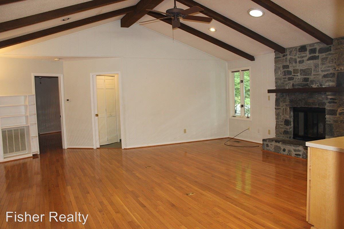 1049 Middle Connestee Trail - Photo 2 of 20