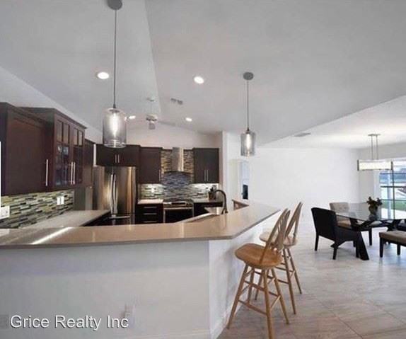 4282 Longshore Way N - Photo 3 of 17