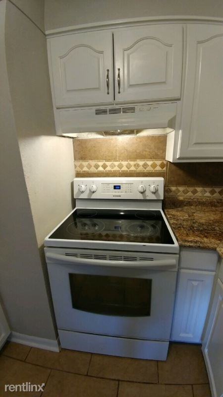 1505 Kennedy Avenue - Photo 3 of 9