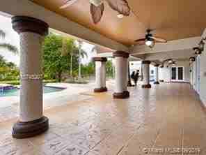 16 Nw 127th Ave - Photo 2 of 10