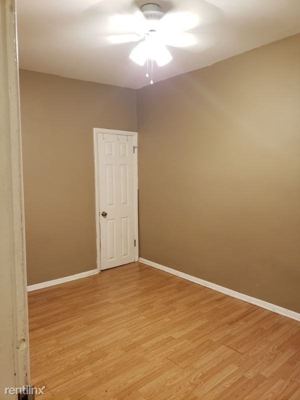 1665 N Allison St 2 - Photo 3 of 9