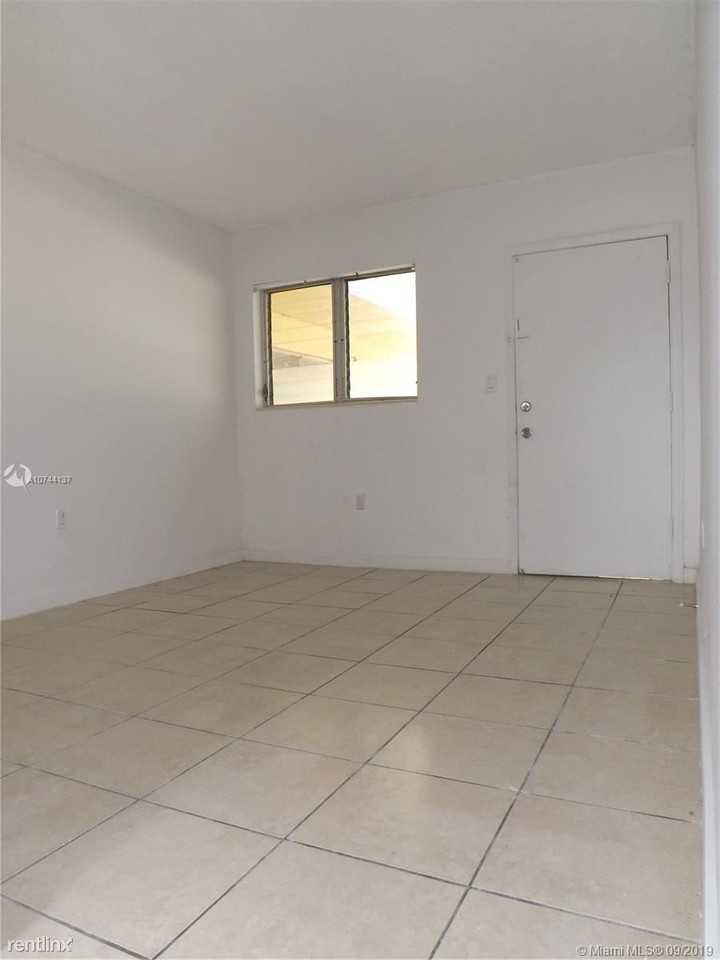 519 Ne 83rd St #4 - Photo 3 of 11