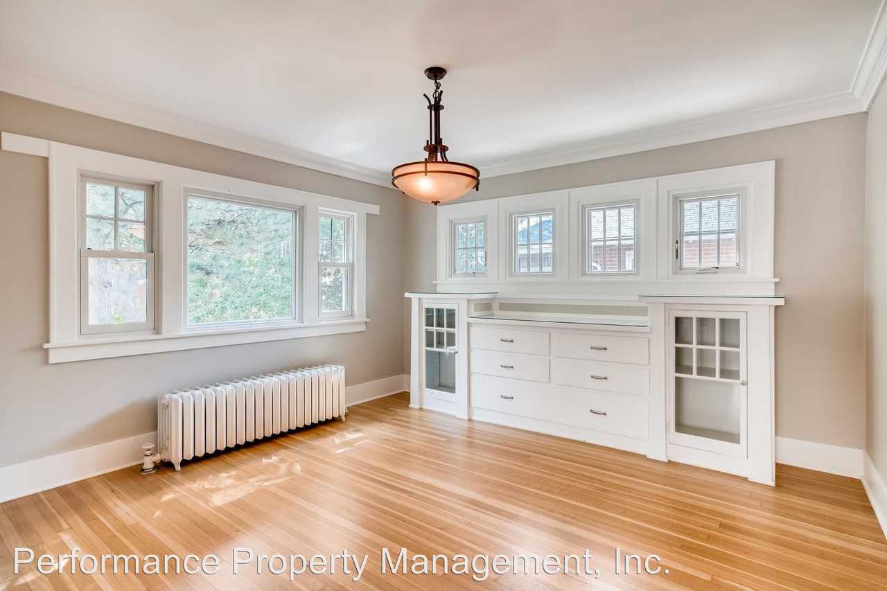 633 Josephine St - Photo 3 of 22