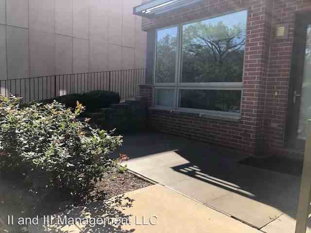 4548 Jc Nichols Pkwy - Photo 3 of 24