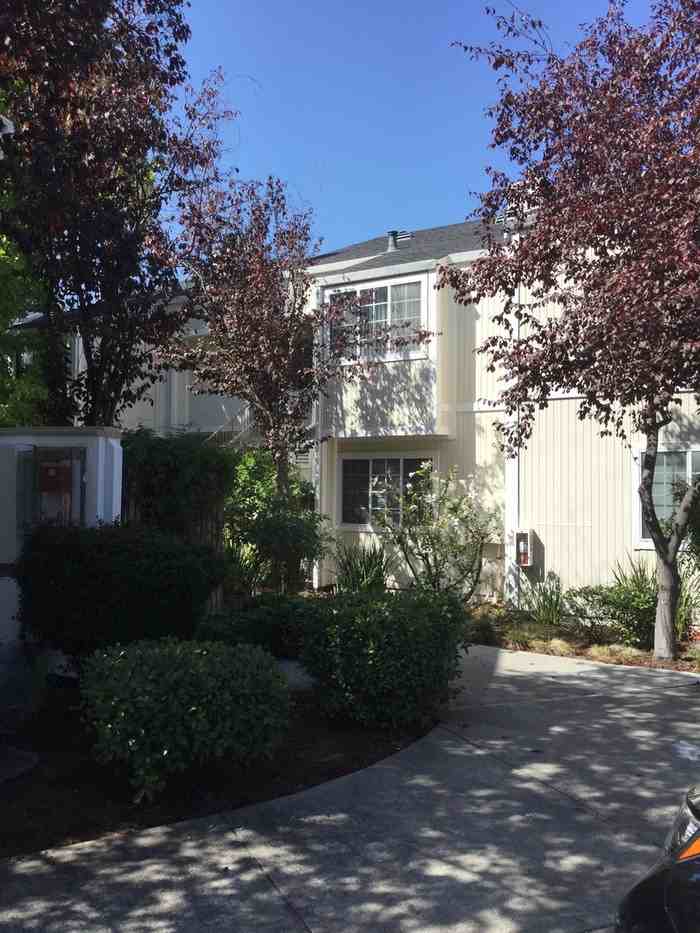 207 C Street #207 - Photo 2 of 12