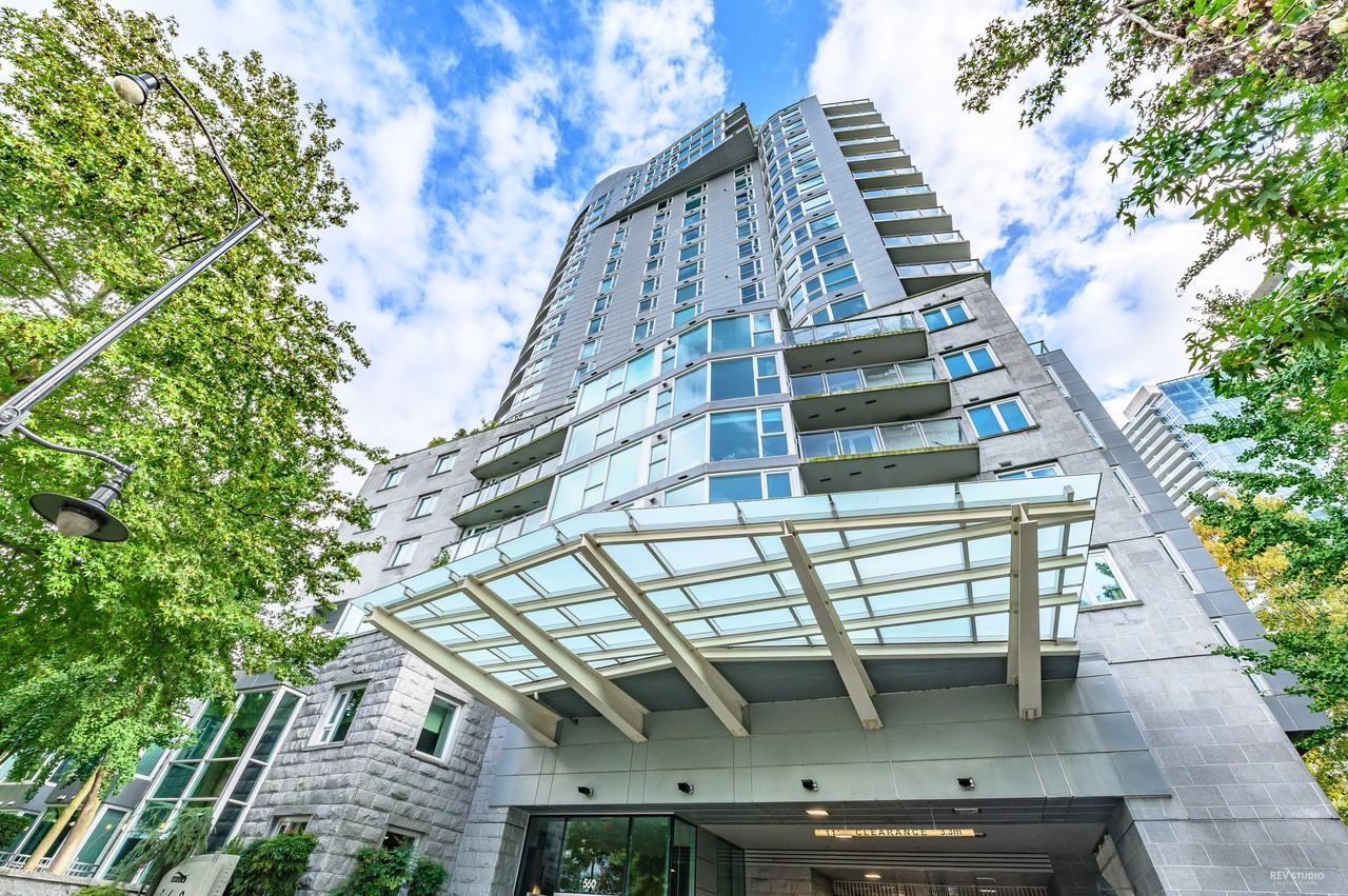 560 Cardero St. #15F