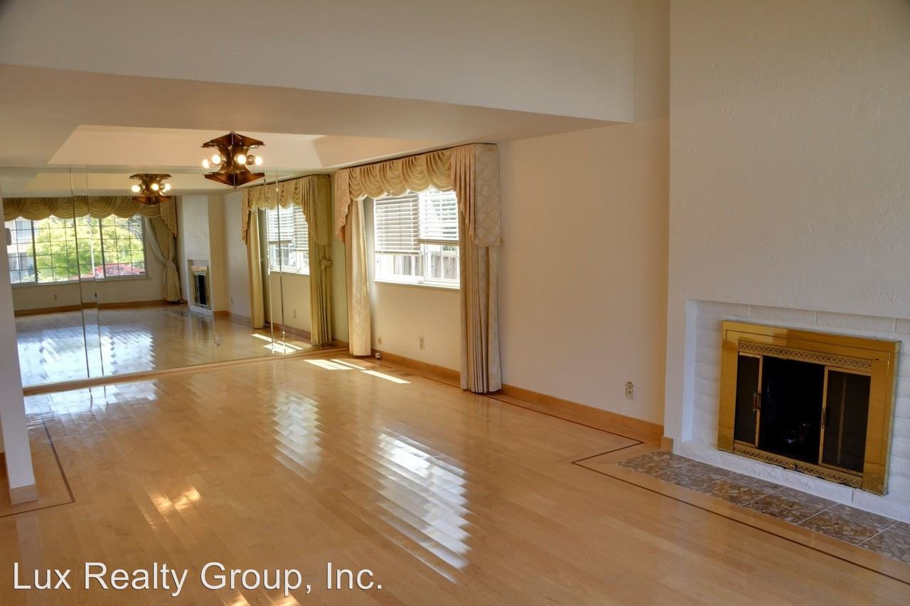 17 Parrott Ct - Photo 3 of 19