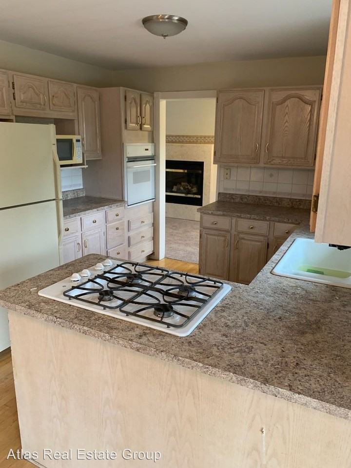 6852 S Webster Way - Photo 3 of 23