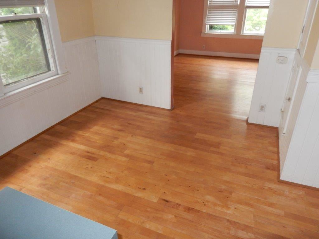 1130 Ne Beech Street - Photo 3 of 11