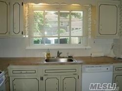 27 Whitman Ave - Photo 2 of 6