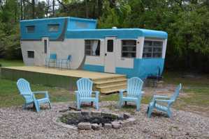 featured image of 9025 Mann Lane