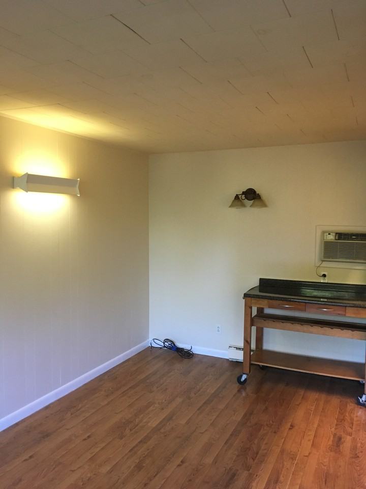 202 Paul Saxe Rd #2 - Photo 3 of 7