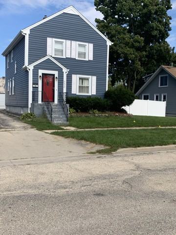 830 Kate - Photo 2 of 14