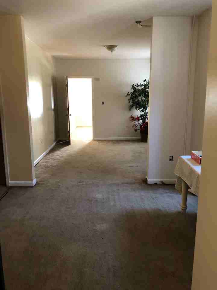 Oak St & N Twelfth St ##1