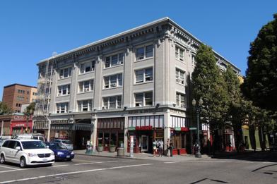 10 Nw Broadway, Portland, OR 97209 Studio Apartment for Rent for $784 ...