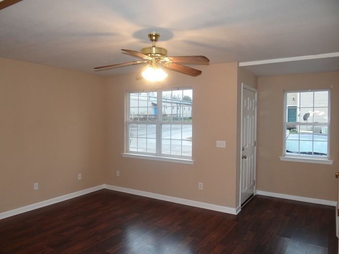 703 Corey Circle - Photo 3 of 19