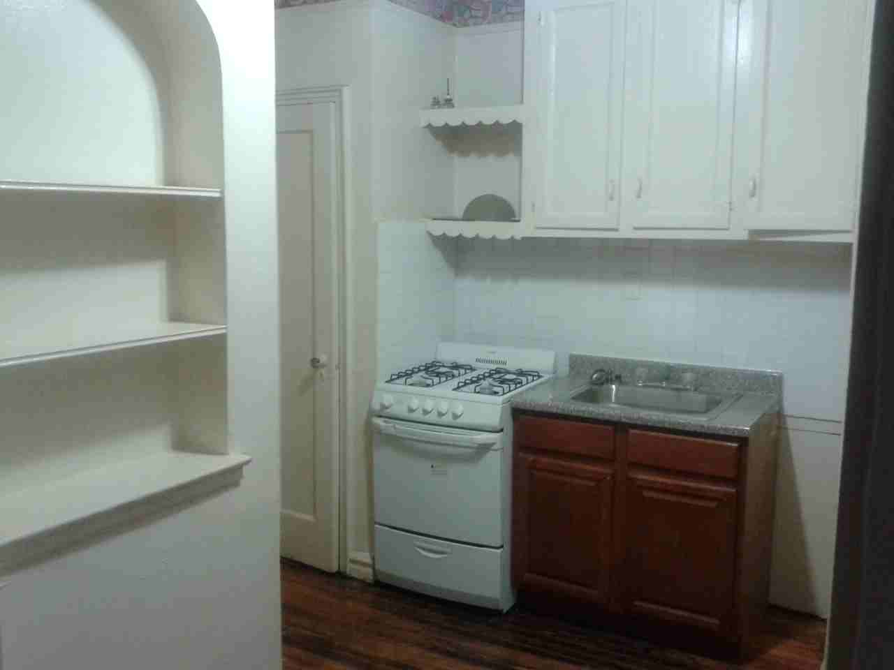 Lefferts Avenue #1D - Photo 2 of 3