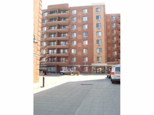 North Main Towers - Photo 3 of 5