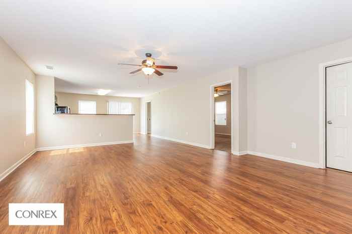 100 Foxford Lane - Photo 2 of 8