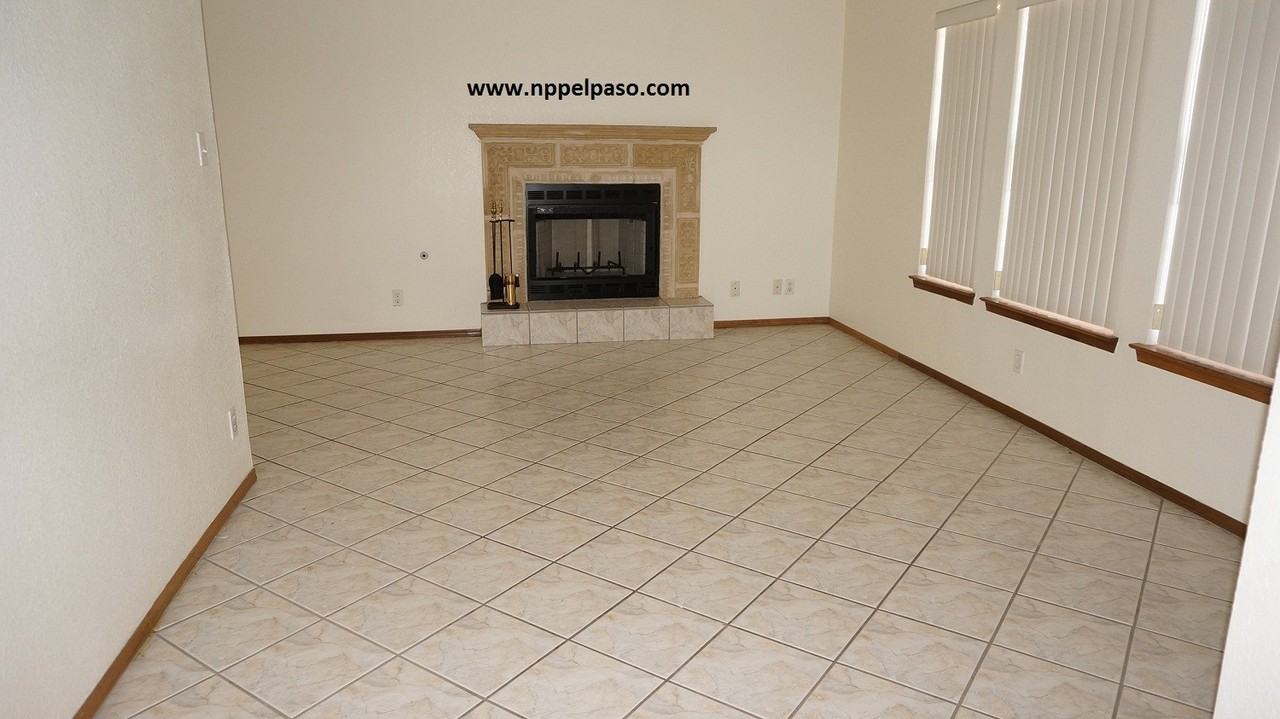 11872 Sal Berroteran Dr - Photo 2 of 15