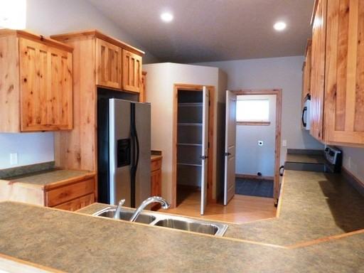 22 Canyon Breeze Ct - Photo 3 of 7