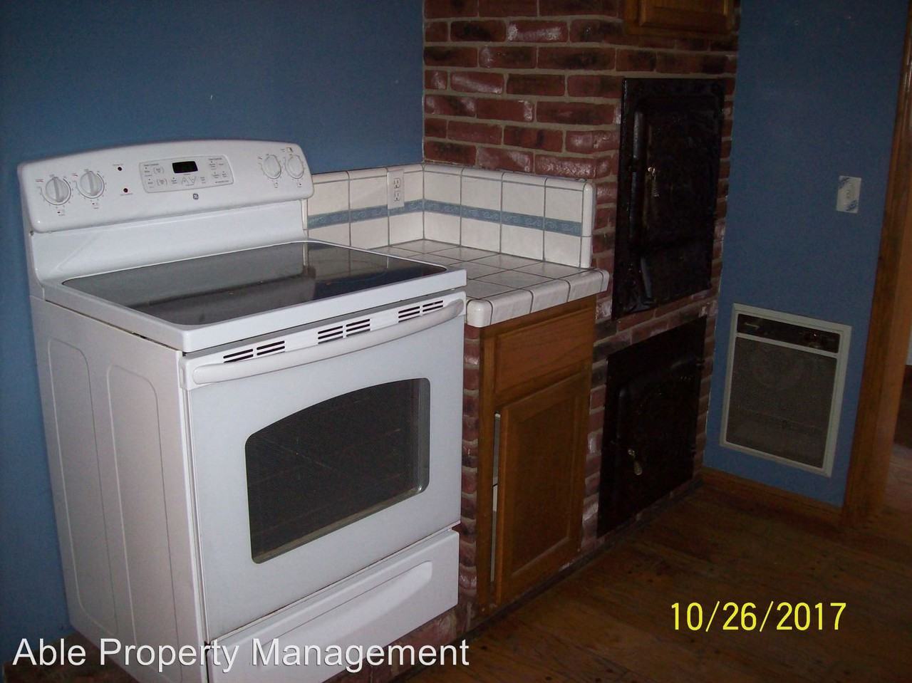 165 Rockhaven Road - Photo 2 of 8