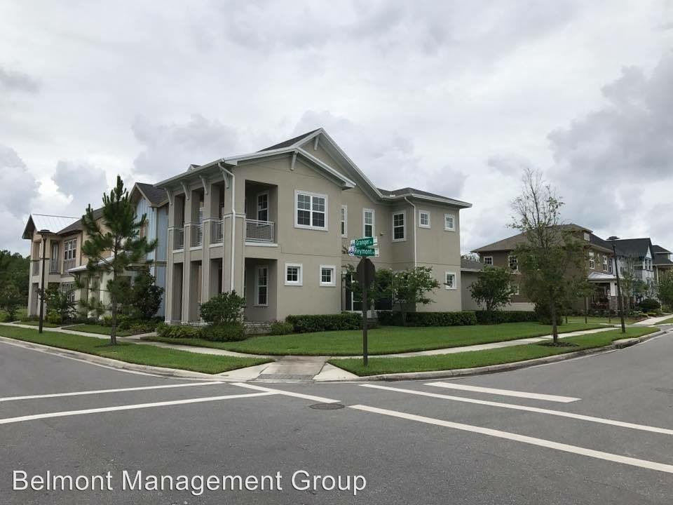 13844 Granger Ave 32827 - Photo 2 of 16