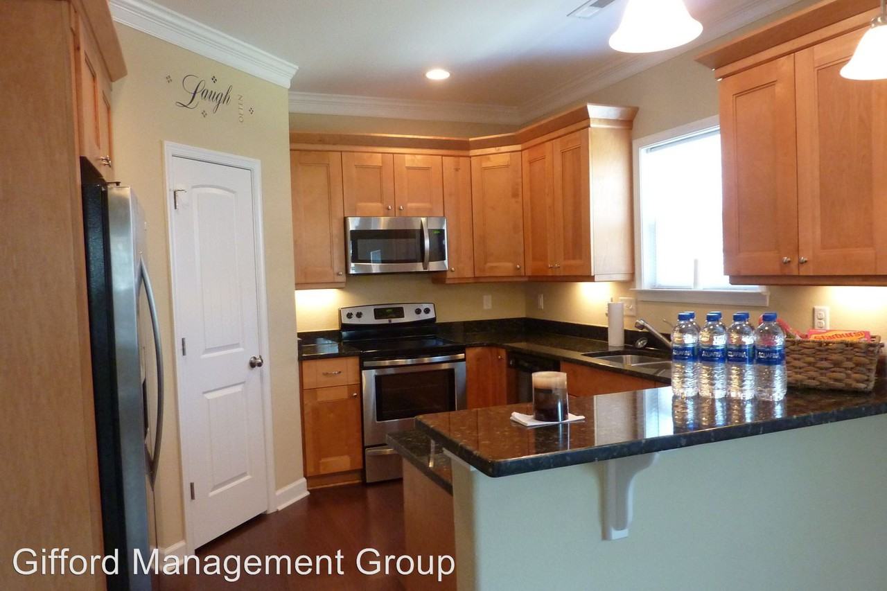 460 Frizzell Avenue - Photo 2 of 25