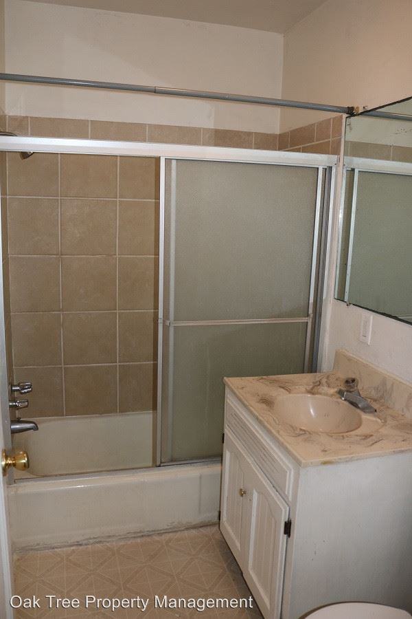 1420 11th Street - Photo 2 of 6