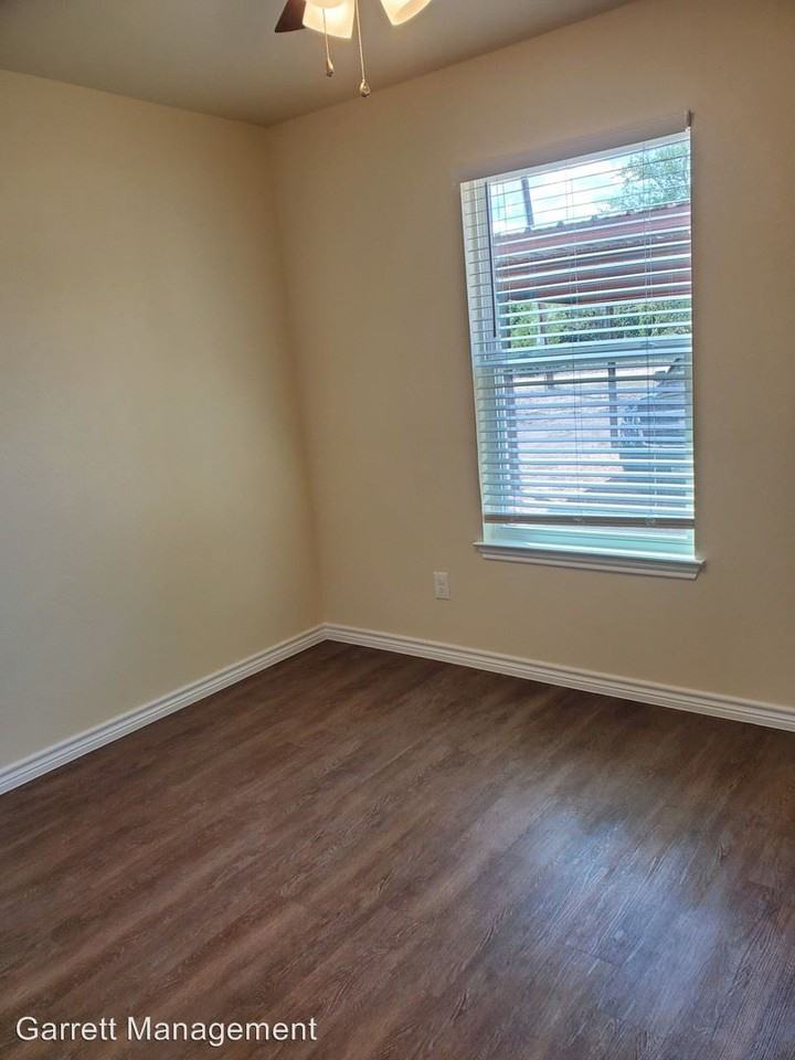 151 Pr 3090 - Photo 2 of 13