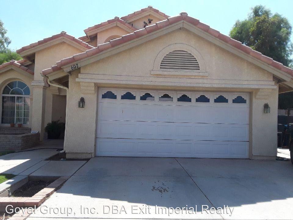 602 Lilac Ln - Photo 2 of 2