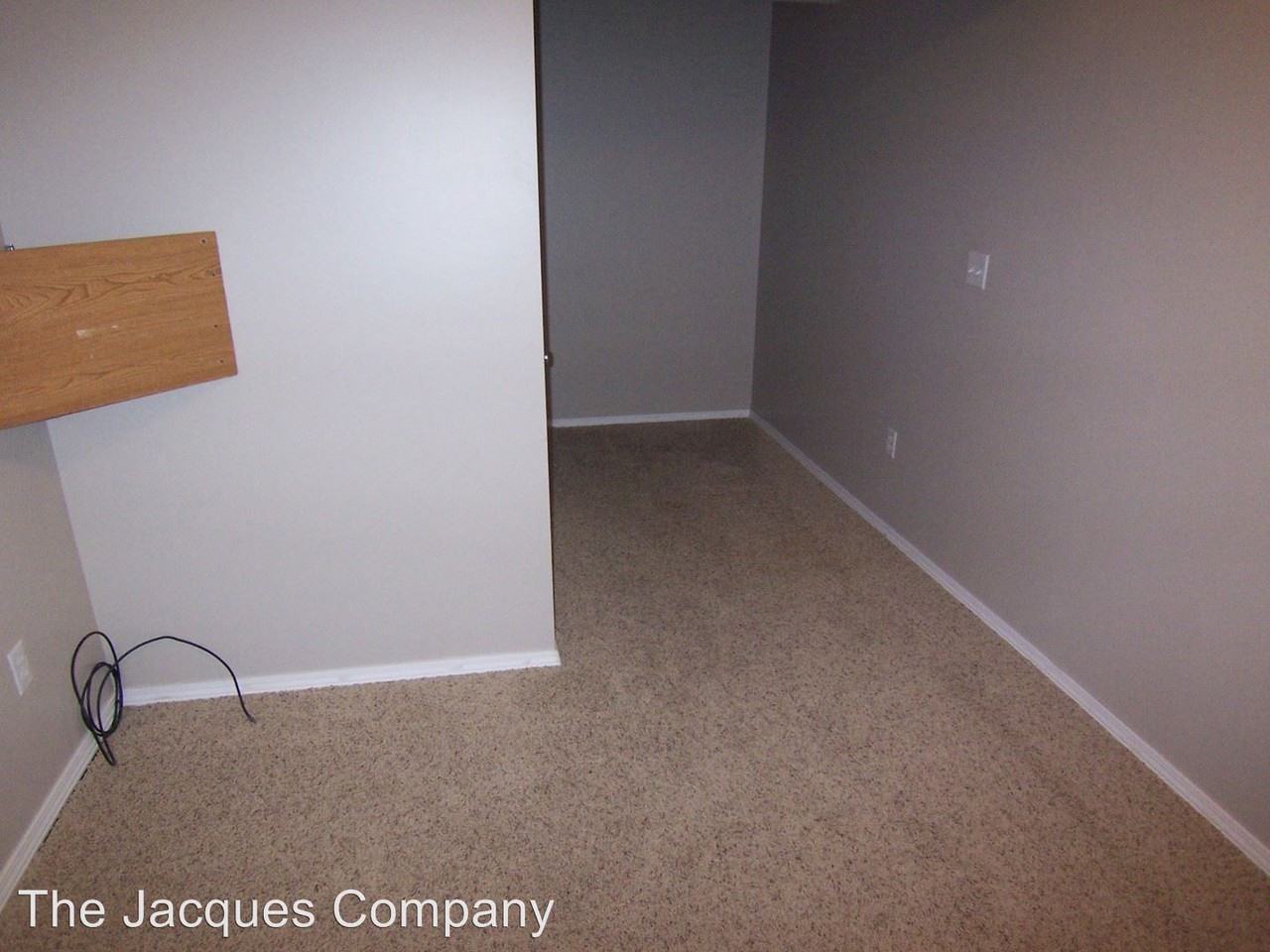 1106 E. Wren - Photo 2 of 24