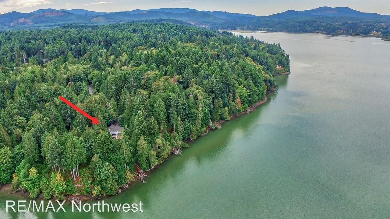 8124 Hallie Court - Photo 2 of 50