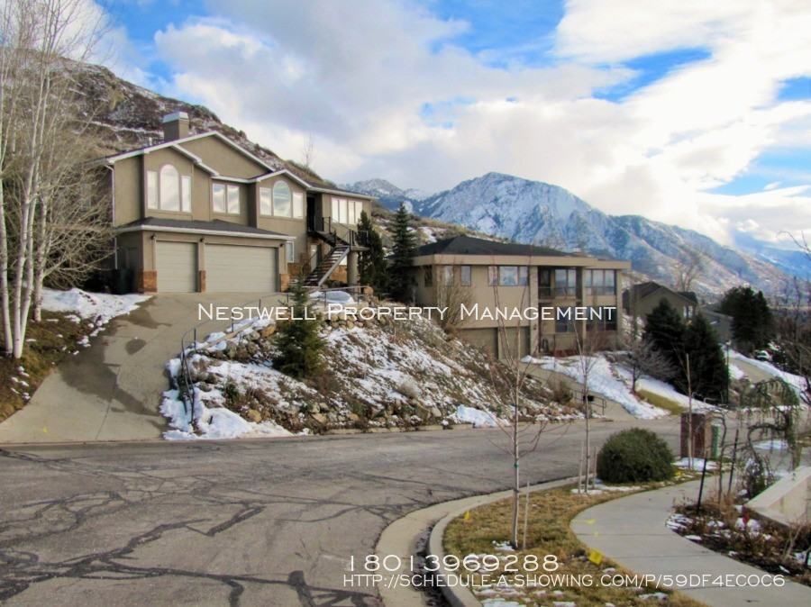 2401 S Summit Cir - Photo 2 of 37