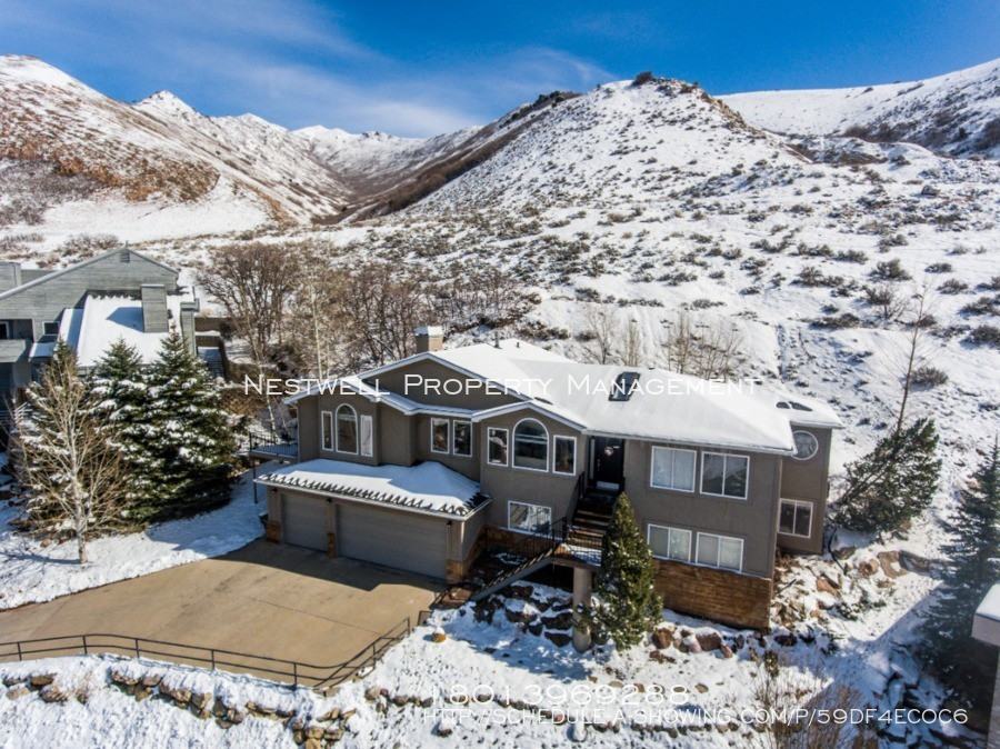 2401 S Summit Cir - Photo 3 of 37