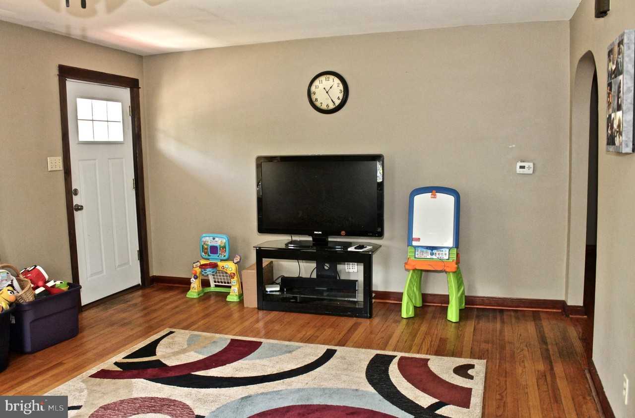 40 Oriental Avenue - Photo 2 of 21