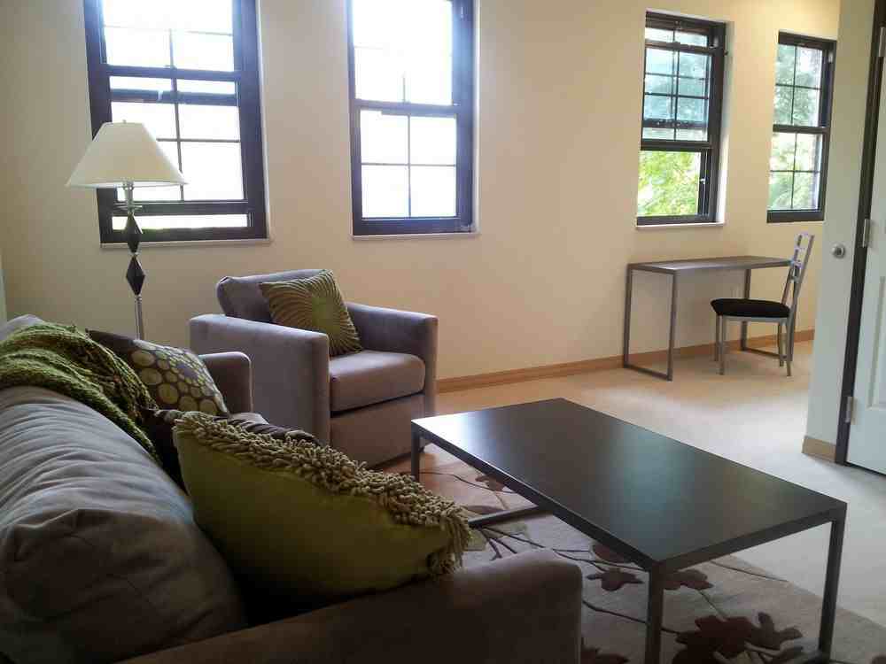 127 Nw 6th Ave - Photo 3 of 3