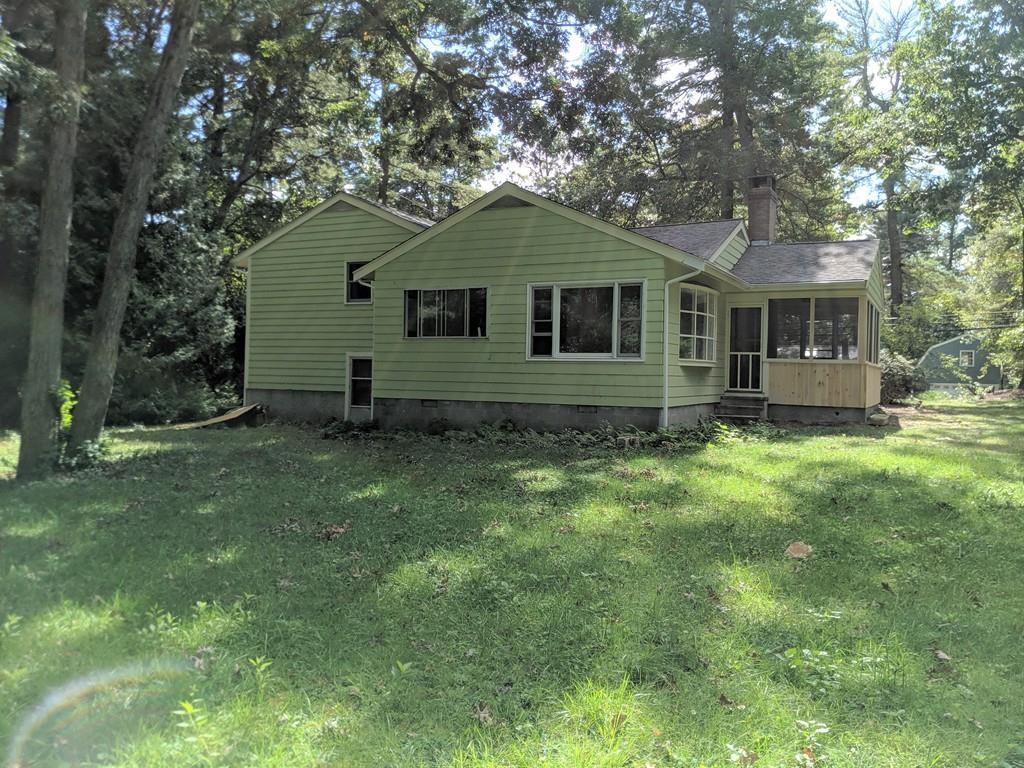 250 Hudson Rd - Photo 2 of 12