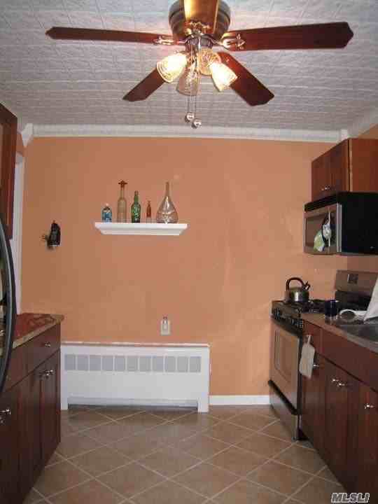 225 Woodlawn Ave - Photo 2 of 6