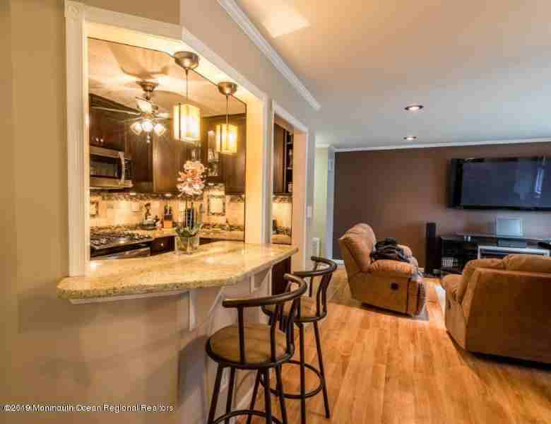 48 Chinkaberry Court - Photo 3 of 15
