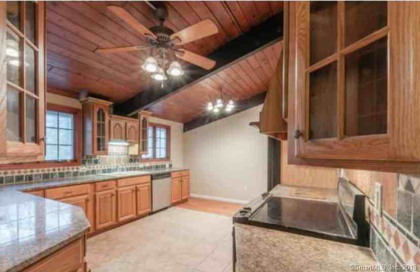 22 Woodland Drive - Photo 2 of 20