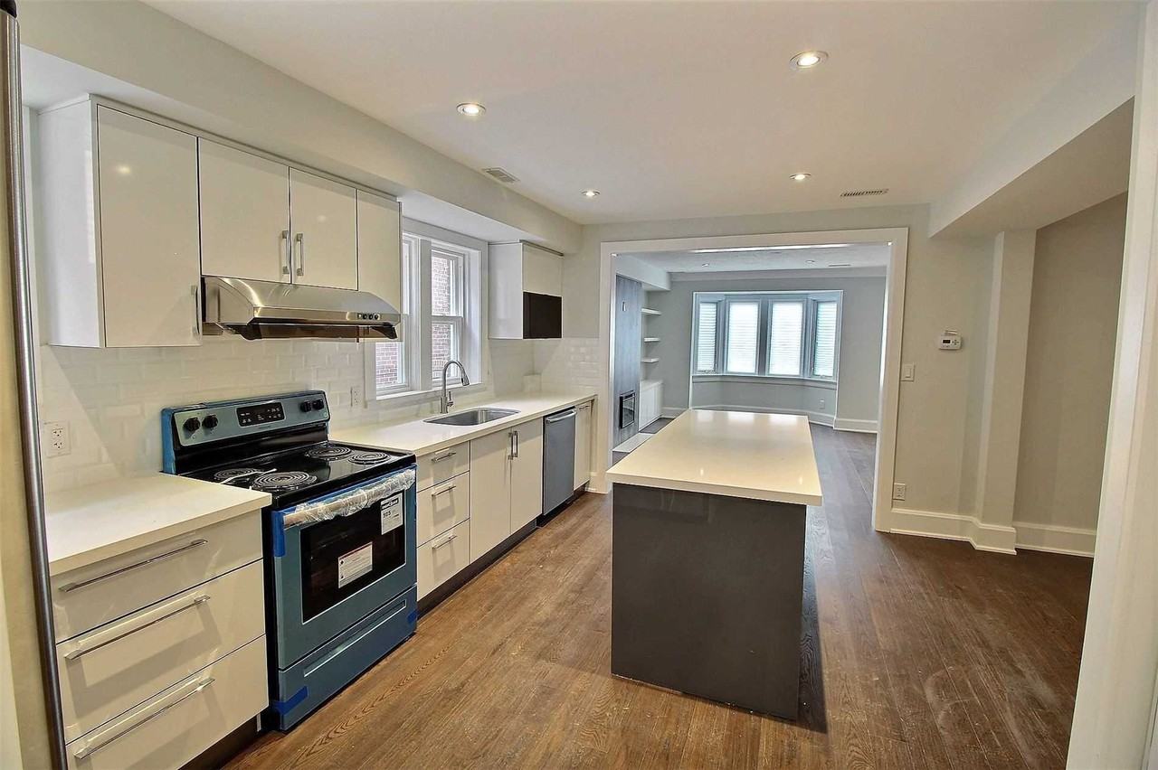 1763 Bayview Avenue - Photo 2 of 9