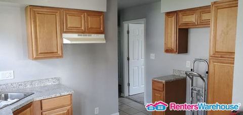 4560 W Mill Rd - Photo 2 of 10