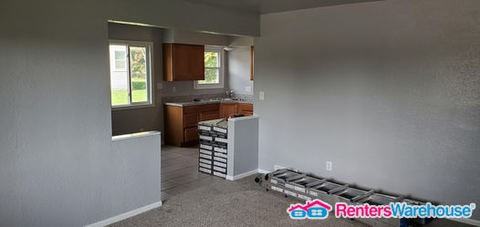 4560 W Mill Rd - Photo 3 of 10