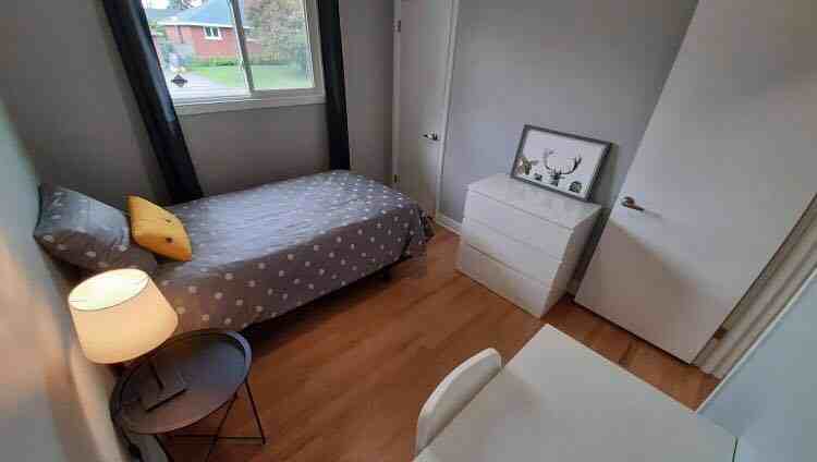 18 Donna Street - Photo 3 of 16