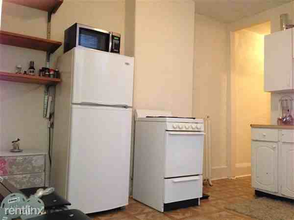 76 Myrtle St - Photo 3 of 4